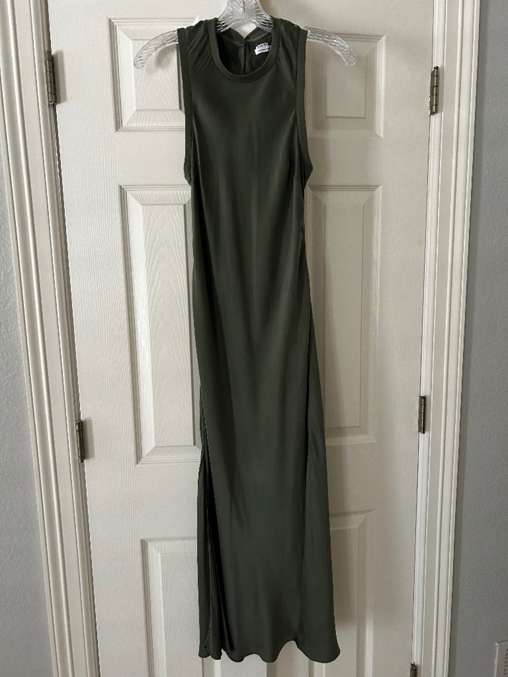 Unsubscribed silk dress XS